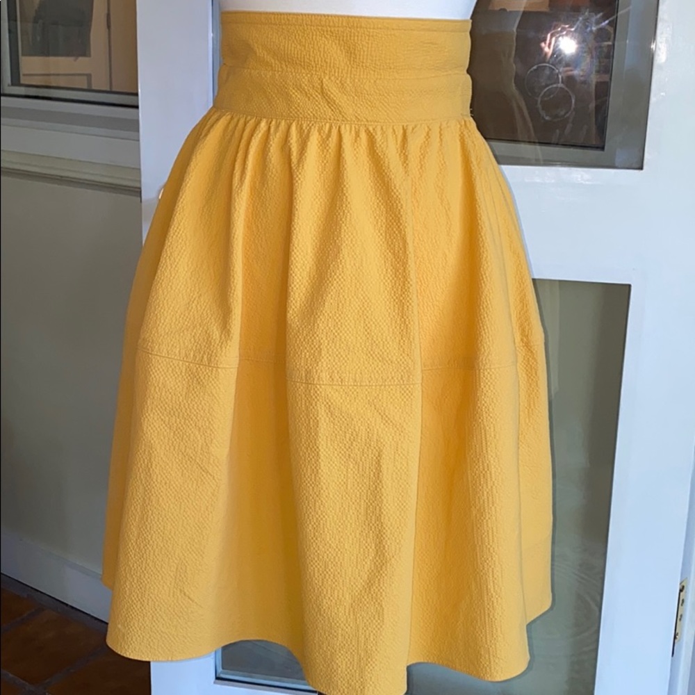 Carven Gorgeous Yellow Skirt With Pockets